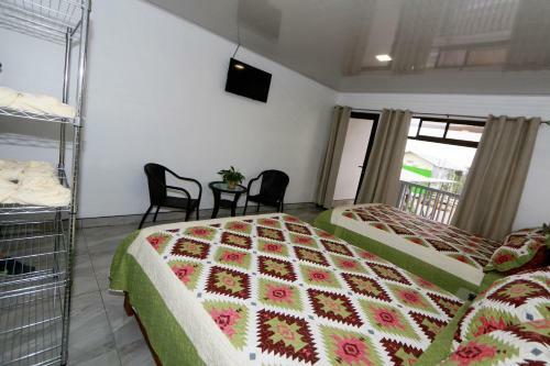 Hotel Cattleya Family