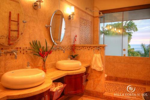Villa Costa Sol, Luxury Ocean View Villa W/breakfast And Shuttle