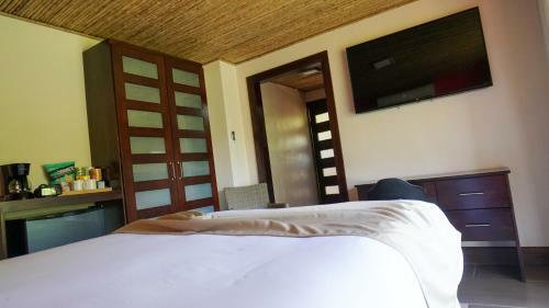 Bed & Breakfast Poza Blanca Lodge