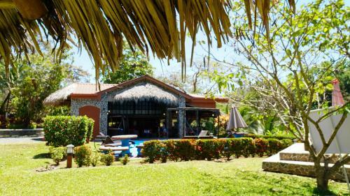 Bed & Breakfast Poza Blanca Lodge