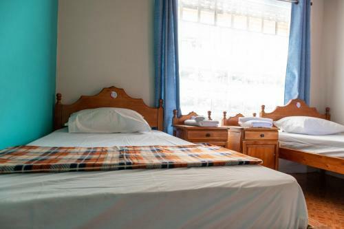 Hostal Hostel Bouganvilia Bed And Breakfast