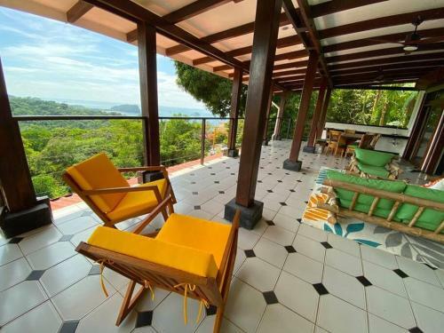 Villa Casa Blue Wind, Ocean View, 3bdr