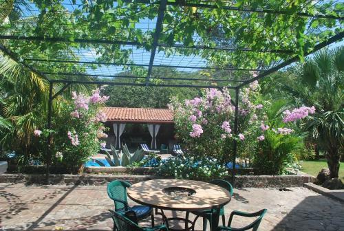 Casa La Colonial B&B