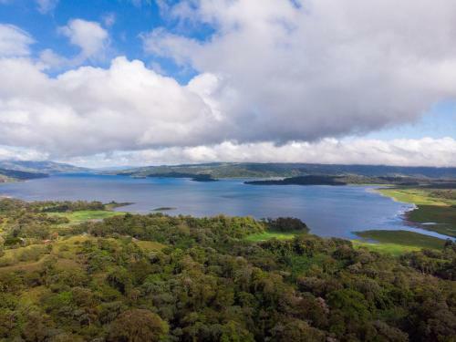 Hotel Retiro Del Lago Arenal Lodge