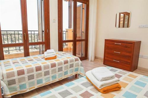 Villa In Kouklia Sleeps 4 Includes Swimming Pool Air Con And Wifi 1