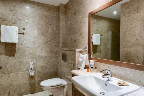 Kouklia Villa Sleeps 4 With Pool Air Con And Wifi