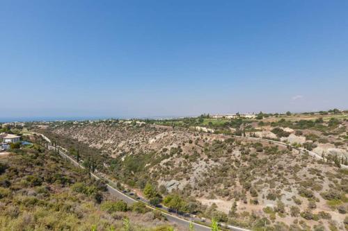 Kouklia Villa Sleeps 4 With Pool Air Con And Wifi