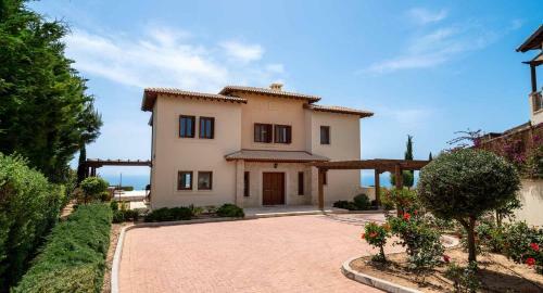 Villa Idalium - Stunning Front Line Villa With Panoramic Sea Views