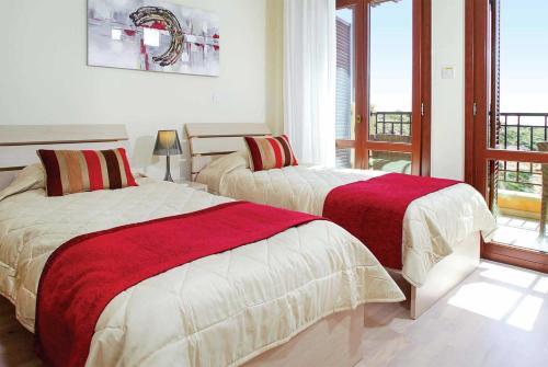 Theseus Village Tg02