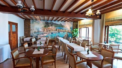 Kyrenia British Harbour Hotel
