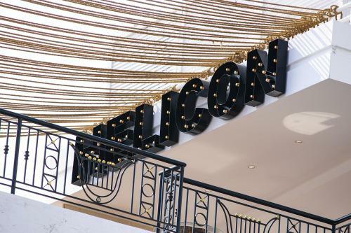 9 Muses Hotel