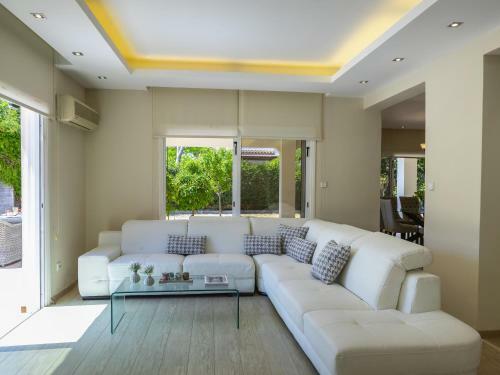 Villa Meneou Seaside Mansion 7