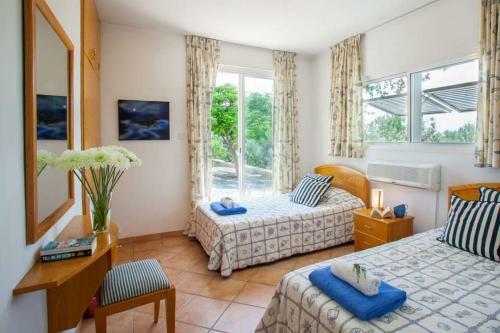 Pegeia Villa Sleeps 6 With Pool And Wifi
