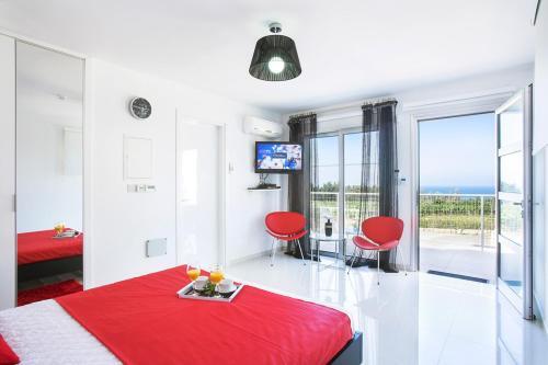 Pegeia Villa Sleeps 10 With Pool And Air Con