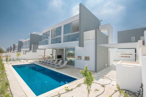 Blue Pearl Villas