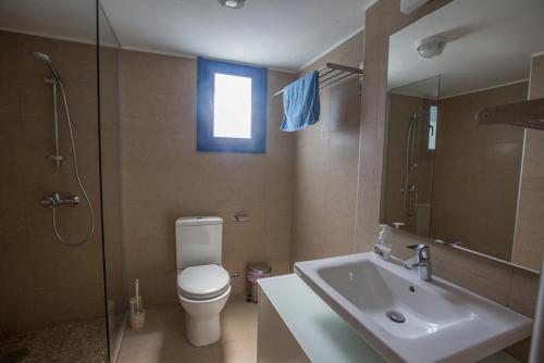 Luxury 4 Bedroom Villa With Private Pool, Protaras Villa 1237