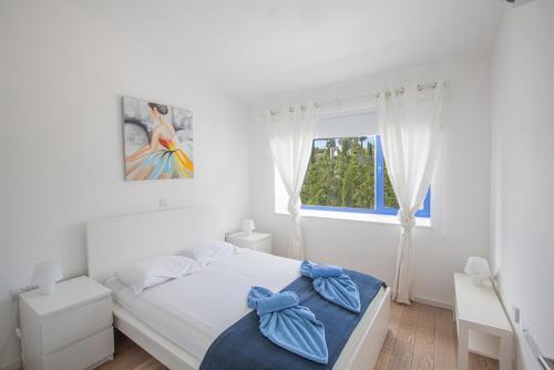 Luxury 4 Bedroom Villa With Private Pool, Protaras Villa 1237