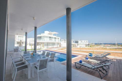 Oli Vine Villas