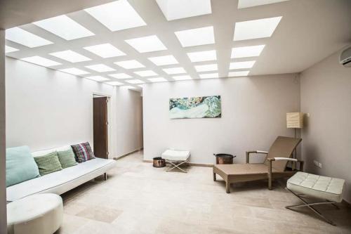 Protaras Villa Sleeps 10 With Pool And Air Con