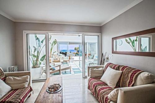 Protaras Villa Sleeps 10 With Pool And Air Con