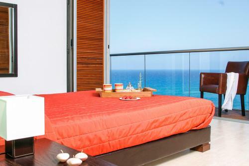 Nea Dimmata Villa Sleeps 6 With Pool And Air Con