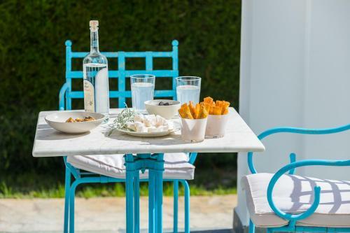 Villa In Giolou Sleeps 6 With Pool And Air Con
