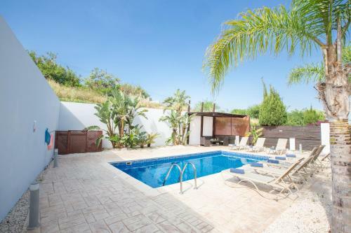 Villa To Perivoli