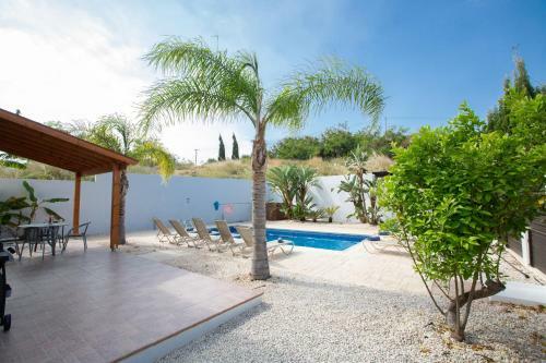 Villa To Perivoli