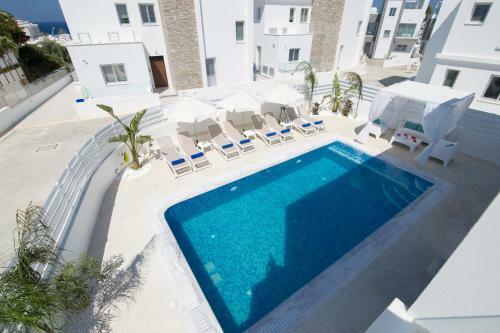 Fig Tree Bay Residences Lantiana Villa 1