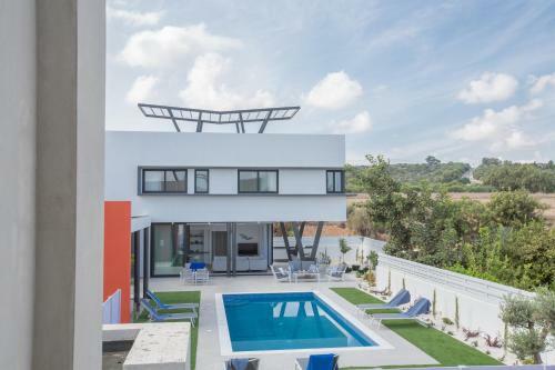 Villa Colour Residerences