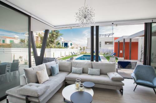 Villa Colour Residerences
