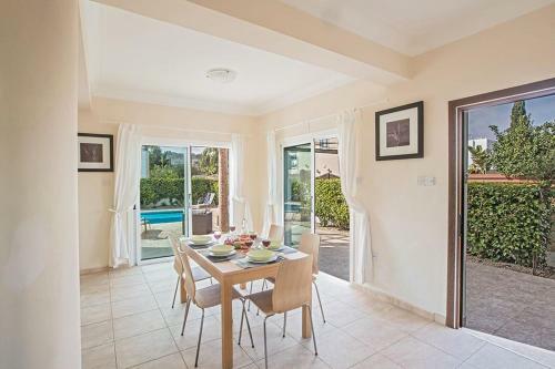 Villa Protaras Kentro Lovely 3bdr Protaras Villa With Private Pool Close To Fig Tree Bay