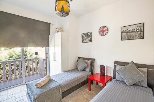 Villa In Protaras Sleeps 8 Includes Swimming Pool And Air Con 5