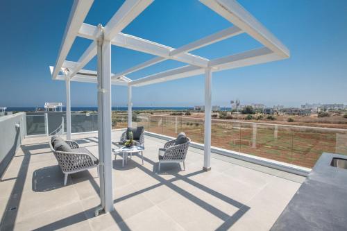 Villa In Protaras Sleeps 6 Includes Swimming Pool And Air Con 2 7