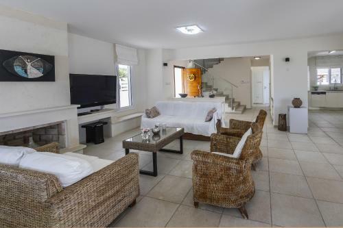 Protaras Villa Serifos By The Sea