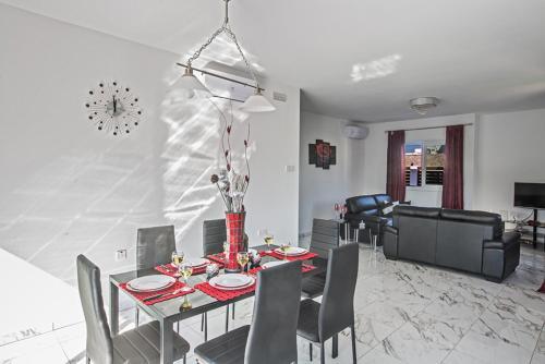 Cyprus Villa Minutes From The Beach, Protaras Villa 1195