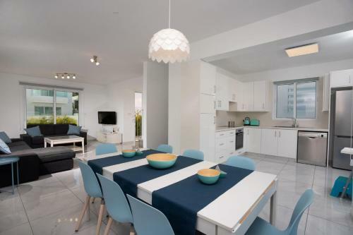 Villa Ioli Green Bay Protaras