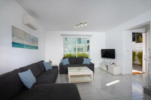 Villa Ioli Green Bay Protaras