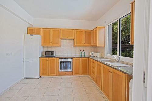 Villa Protaras Eos Modern 3bdr Protaras Villa With Pool Short Walk To All Beachresort Centre