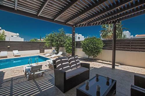 Villa Protaras Eos Modern 3bdr Protaras Villa With Pool Short Walk To All Beachresort Centre