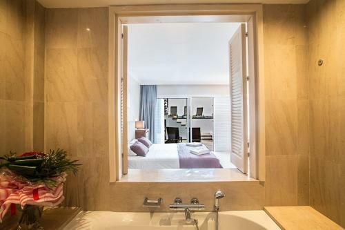Villa Fig Tree Bay Seafront Luxury 5bdr Seafront Protaras Villa With Panoramic Sea Views
