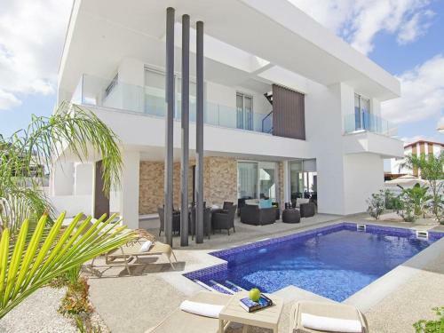 Villa Atlevh35