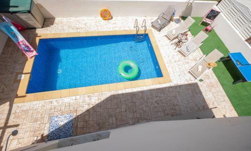 Daphne Pernera Holiday Villa