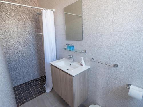 Five Bedrooms Villa 1249