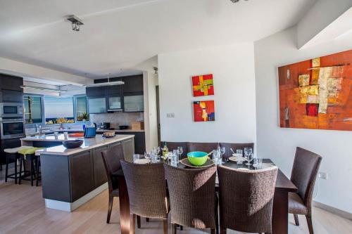 Villa In Protaras Sleeps 8 Includes Swimming Pool And Air Con 1