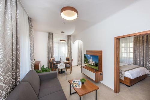 Hostal Residence Hlubok�