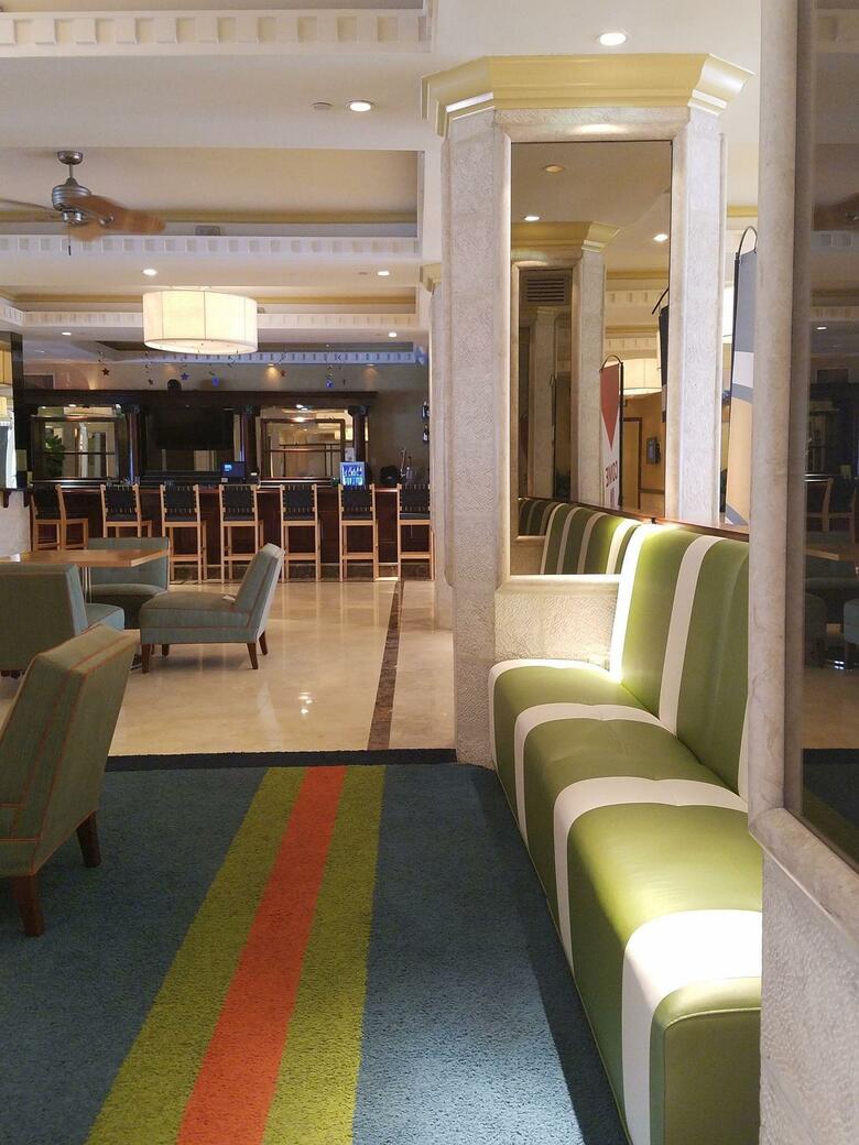 Hotel Radisson Resort Miami Beach