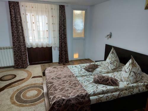 Bed & Breakfast Pensiunea La Mogan