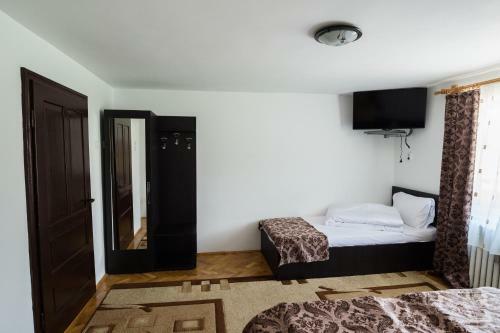 Bed & Breakfast Pensiunea La Mogan