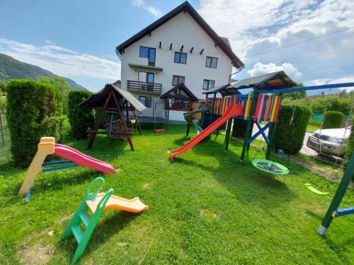 Bed & Breakfast Pensiunea La Mogan